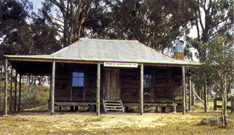 sheperd's hut at Ballandean Station